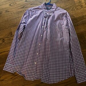 Vineyard Vines shirt size Medium